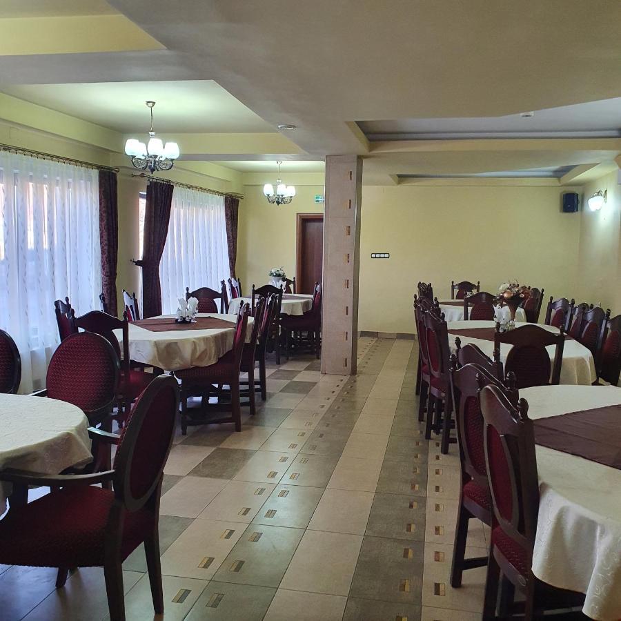 Pensiunea Mirela Pestera Ursilor Chiscau Exterior photo